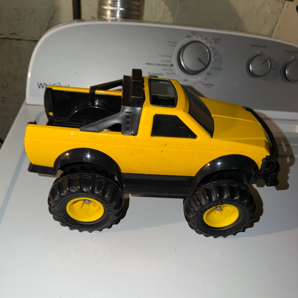 Tonka Truck Vintage Classic Throwback Retro Used Pre Owned Toy Collectible Used.